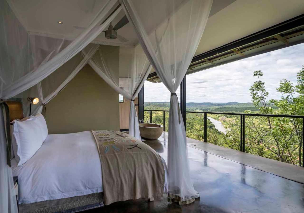 The Outpost Hotel Pafuri Gate ภายนอก รูปภาพ