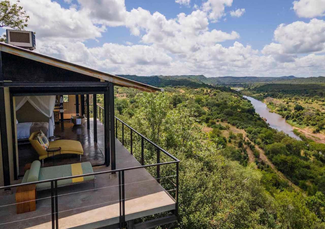 The Outpost Hotel Pafuri Gate ภายนอก รูปภาพ
