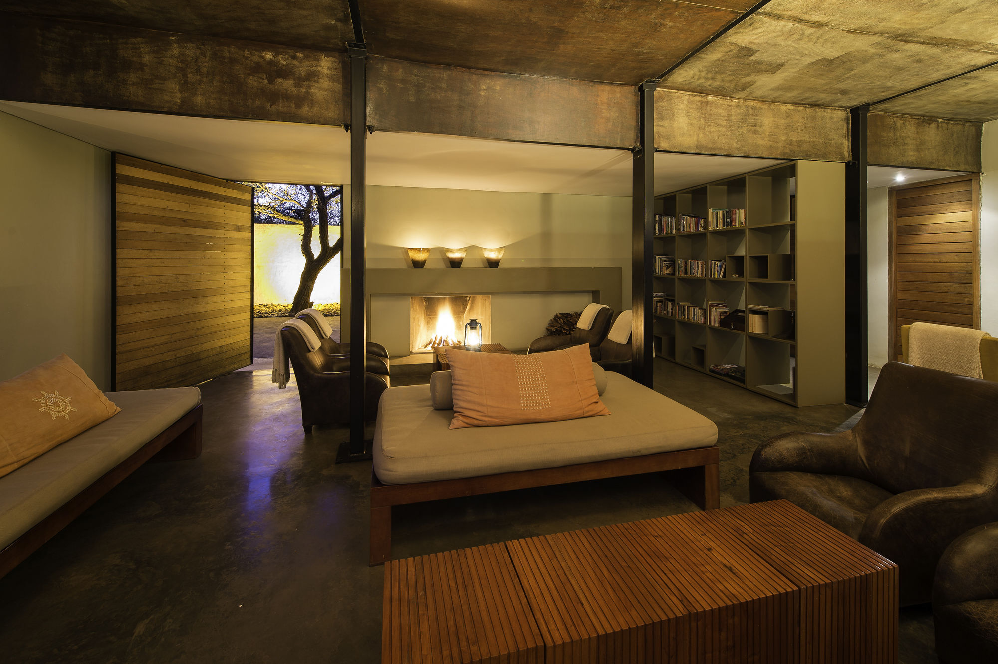 The Outpost Hotel Pafuri Gate ภายนอก รูปภาพ