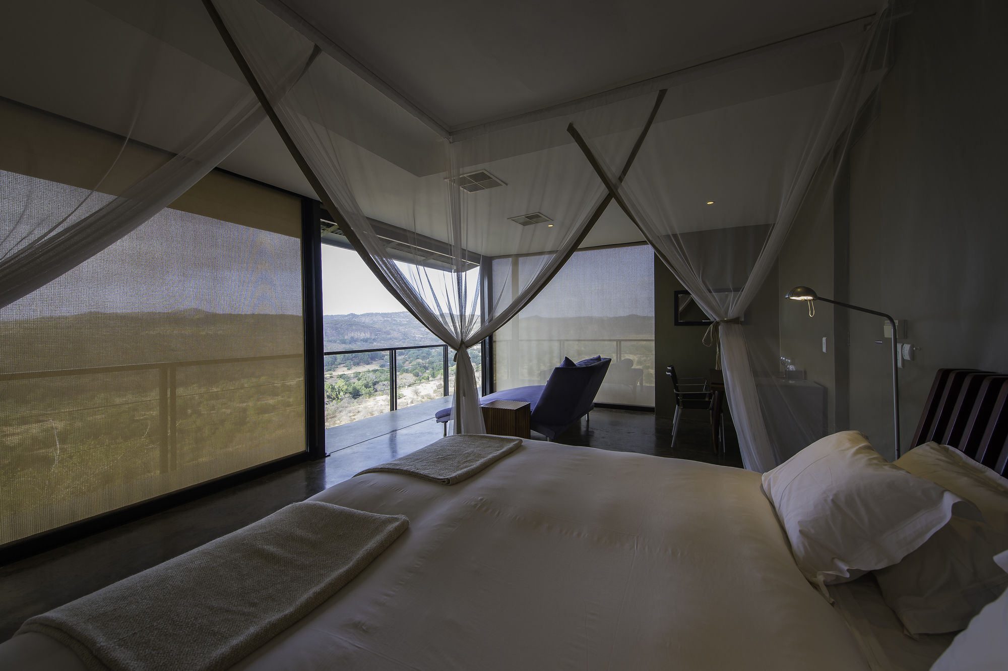The Outpost Hotel Pafuri Gate ภายนอก รูปภาพ