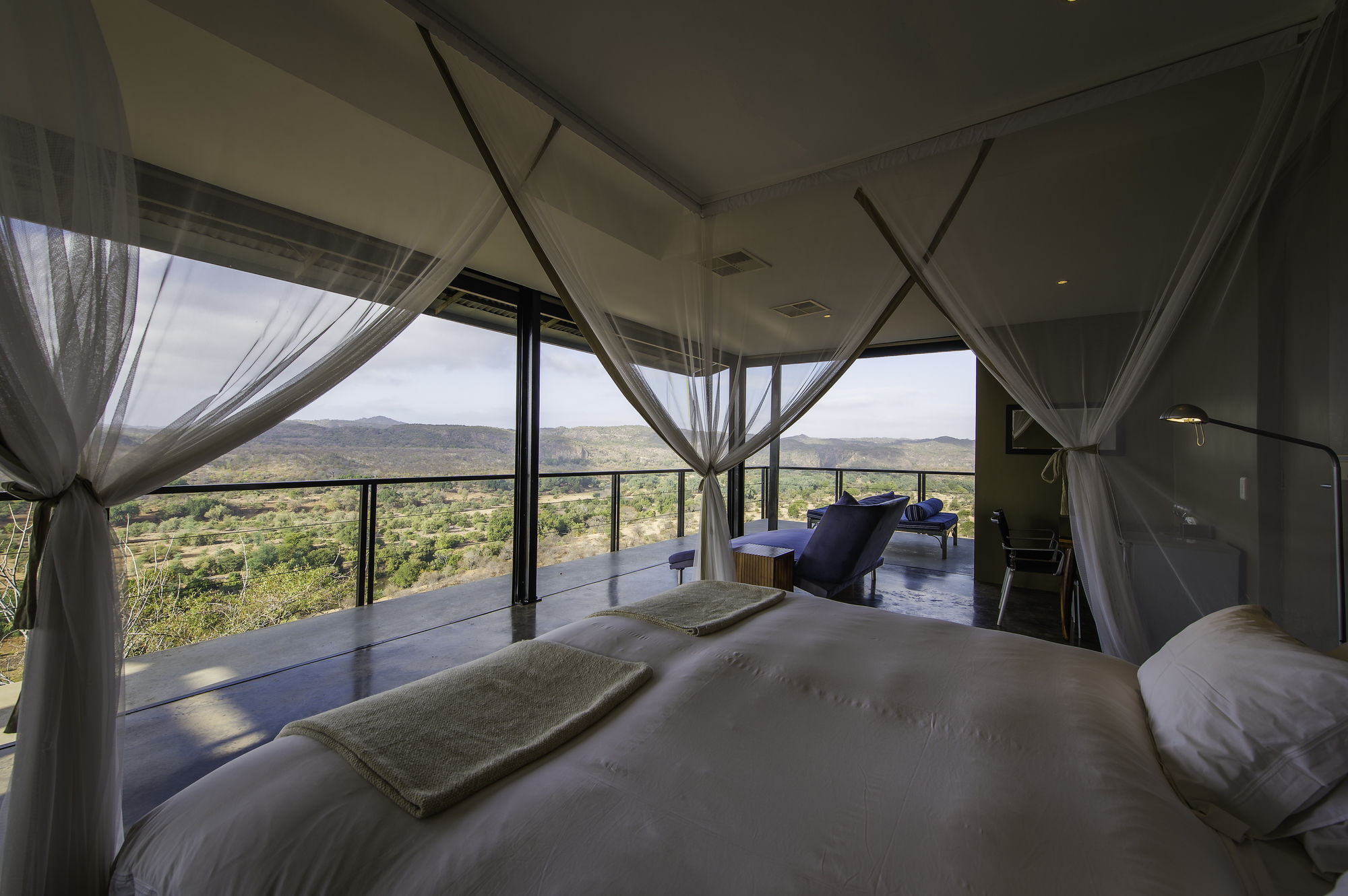 The Outpost Hotel Pafuri Gate ภายนอก รูปภาพ